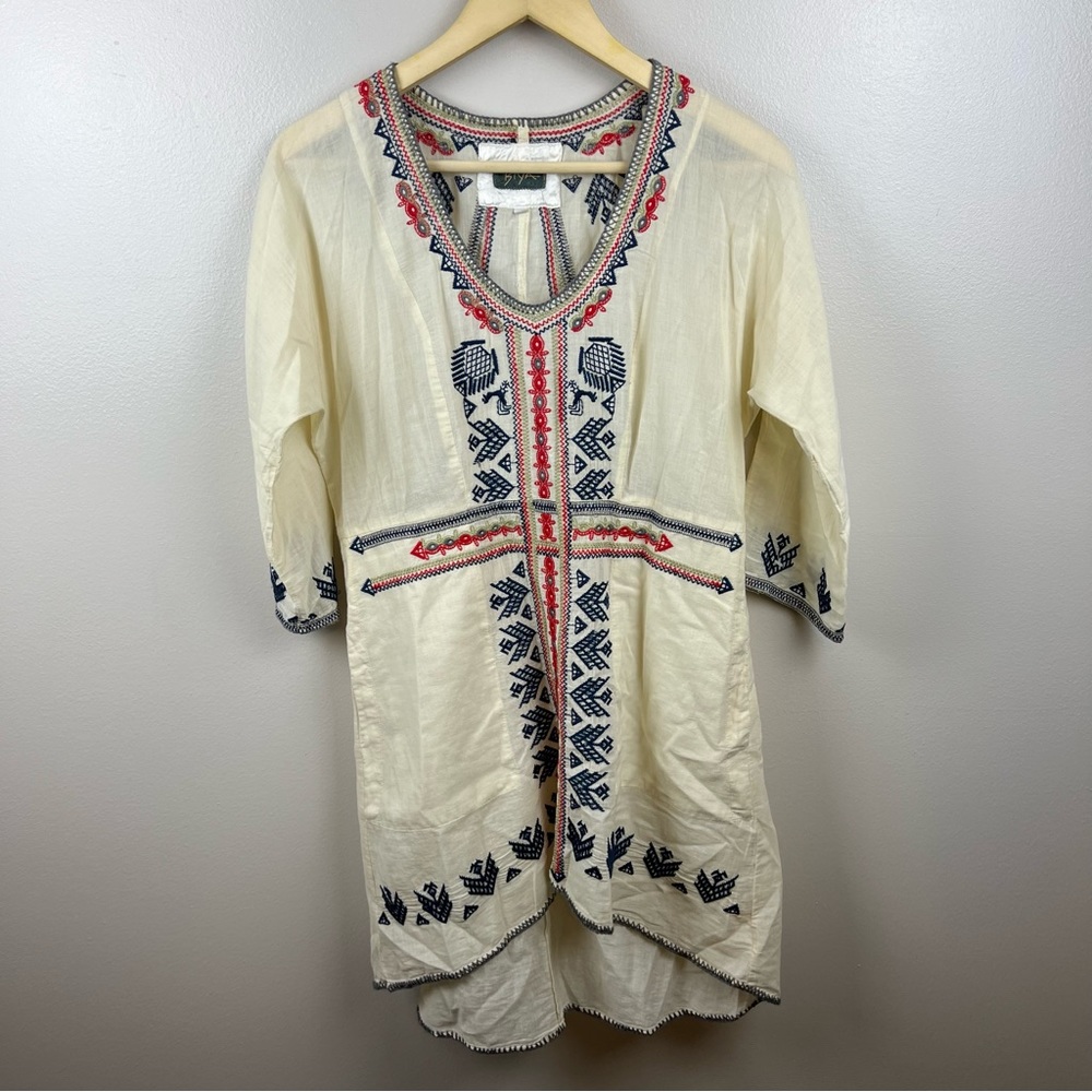 Johnny Was Biya Tunic Top Size XS Embroidered Half Sleeve Boho Pockets Ivory